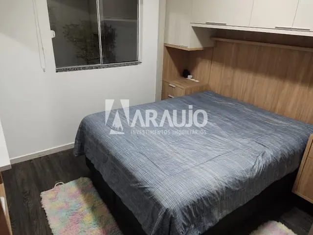 Casa com 100m² 2 quartos e 1 banheiro, à venda, no bairro Espinheiros em Itajaí