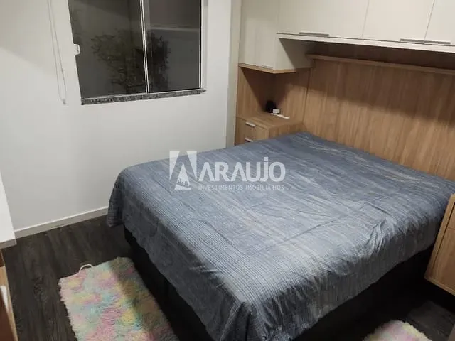 Casa com 100m² 2 quartos e 1 banheiro, à venda, no bairro Espinheiros em Itajaí