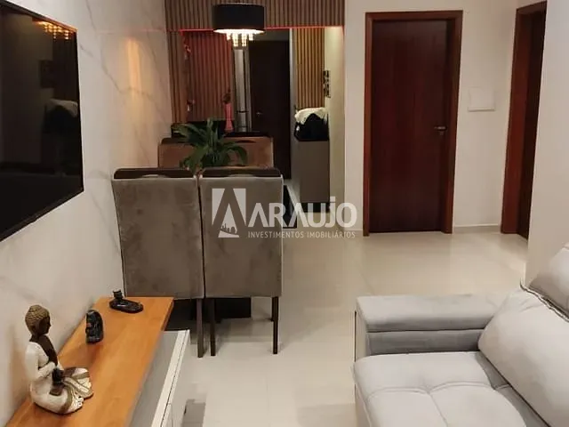 Casa com 100m² 2 quartos e 1 banheiro, à venda, no bairro Espinheiros em Itajaí