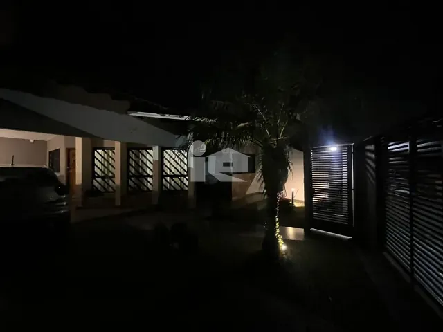 Casa com 392m² 3 quartos e 2 banheiros, à venda, no bairro Jardim Santa Mônica em Rolândia