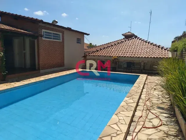 Casa com 578m² 3 quartos e 3 banheiros, para alugar, no bairro Jardim Contendas em Taquaritinga