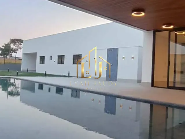 Casa com 1200m² 6 quartos e 7 banheiros, à venda, no bairro Manso em Chapada dos Guimarães