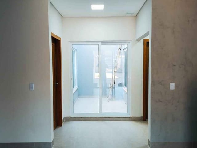 Casa com 255m² 3 quartos e 3 banheiros, à venda, no bairro Residencial Ipiranga em Sinop