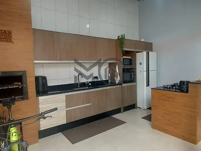 Casa com 100m² 2 quartos e 1 banheiro, à venda, no bairro Jardim Imperial em Cuiabá