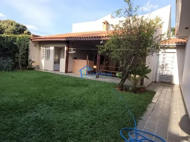 Casa com 375m² 3 quartos e 2 banheiros, à venda, no bairro Centro em Indaiatuba
