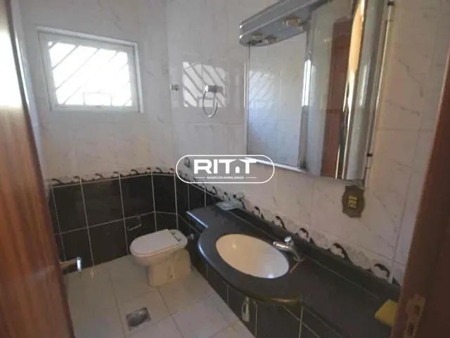 Casa com 288m² 4 quartos e 4 banheiros, à venda, no bairro Jardim Nova Europa em Campinas