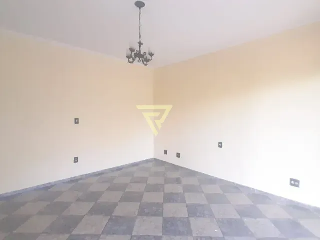 Casa com 235m² 3 quartos e 2 banheiros, à venda, no bairro Parque das Andorinhas em Ribeirão Preto