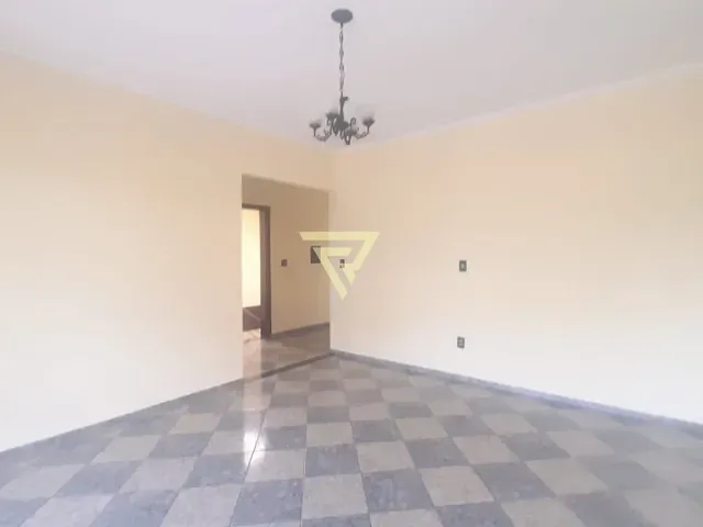 Casa com 235m² 3 quartos e 2 banheiros, à venda, no bairro Parque das Andorinhas em Ribeirão Preto