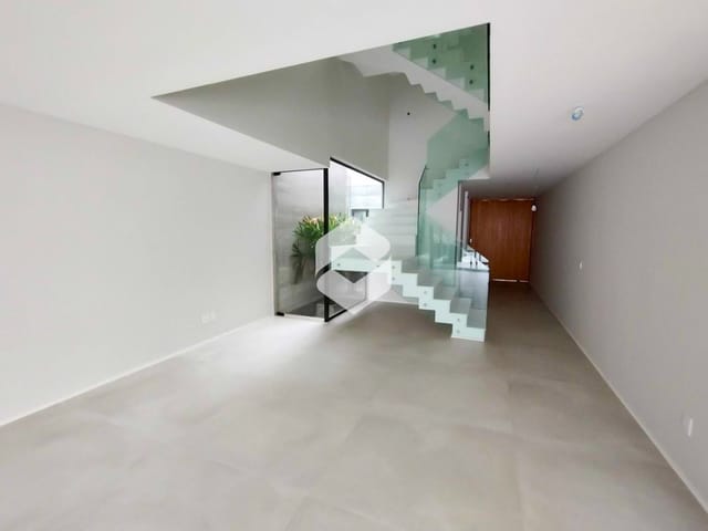 Casa com 400m² 4 quartos e 5 banheiros, à venda, no bairro Barra da Tijuca em Rio de Janeiro