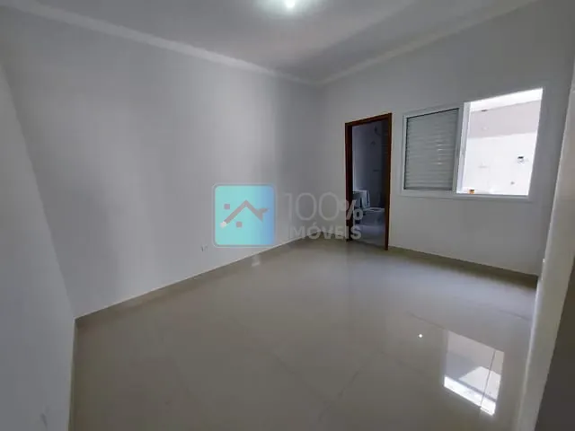 Casa com 140m² 3 quartos e 2 banheiros, à venda, no bairro Loteamento Villa Branca em Jacareí