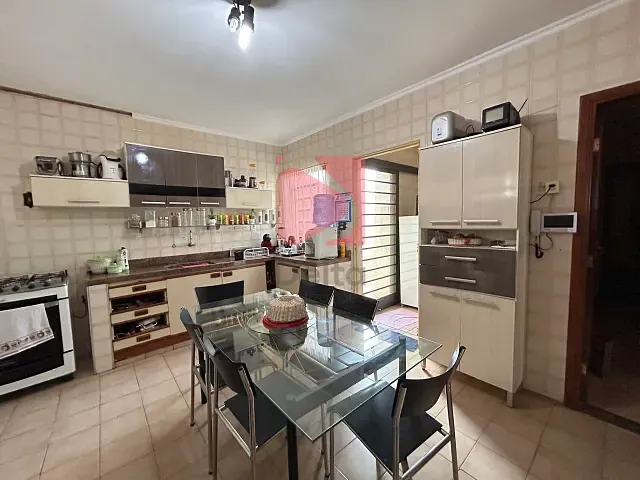 Casa 3 quartos e 1 banheiro, à venda, no bairro Cidade Jardim em Pirassununga