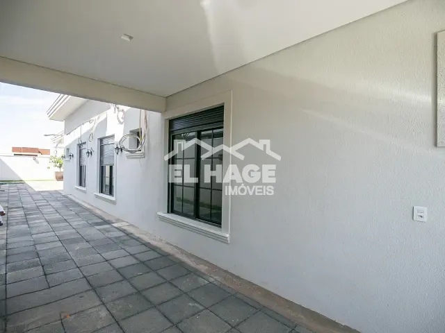 Casa com 719m² 4 quartos e 5 banheiros, à venda, no bairro Jardim Itália em Cuiabá
