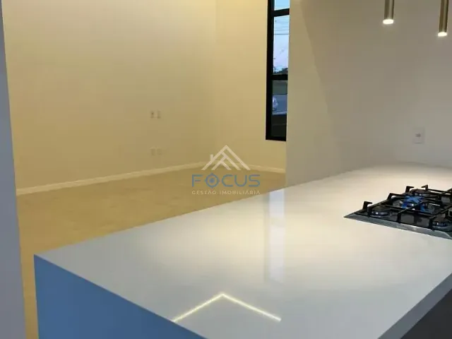 Casa com 280m² 3 quartos e 4 banheiros, à venda, no bairro Jacaré em Cabreúva