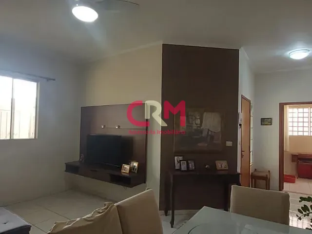 Casa com 360m² 3 quartos e 3 banheiros, à venda, no bairro Parque Residencial Laranjeiras II em Taquaritinga