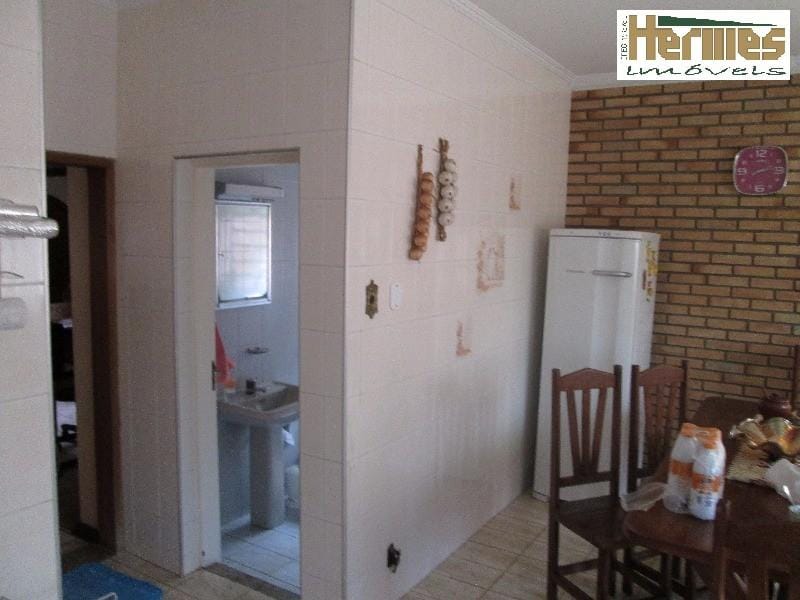 Casa, 4 quartos, 330 m² - Foto 4