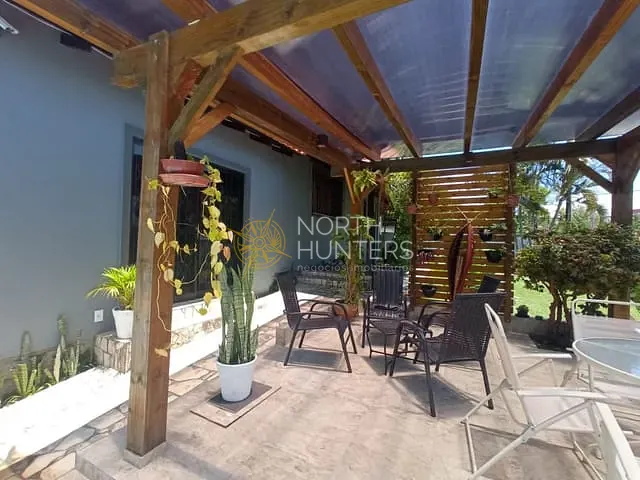 Casa com 350m² 3 quartos e 3 banheiros, à venda, no bairro Cacupé em Florianópolis