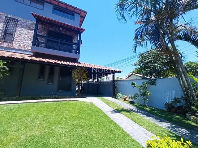 Casa com 350m² 3 quartos e 3 banheiros, à venda, no bairro Cacupé em Florianópolis