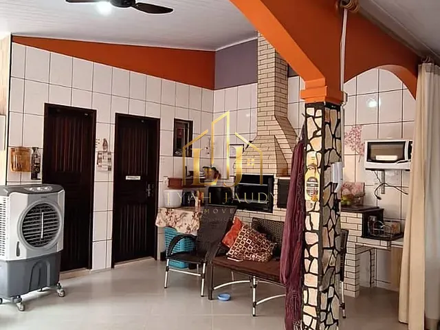 Casa com 360m² 4 quartos e 3 banheiros, à venda, no bairro Altos do Coxipó em Cuiabá