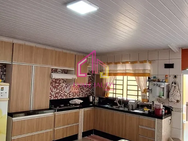 Casa com 360m² 4 quartos e 3 banheiros, à venda, no bairro Altos do Coxipó em Cuiabá