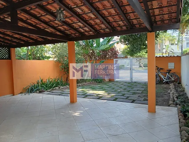 Casa com 400m² 4 quartos e 5 banheiros, para alugar, no bairro Barra da Tijuca em Rio de Janeiro
