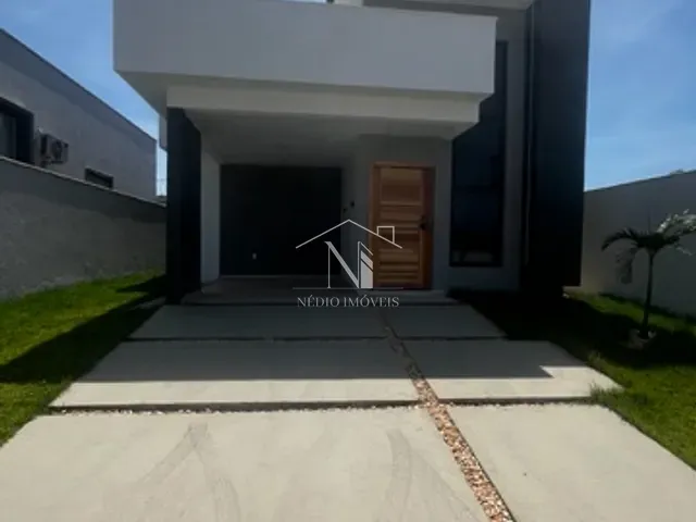 Casa com 240m² 3 quartos e 2 banheiros, à venda, no bairro Pindobas em Maricá