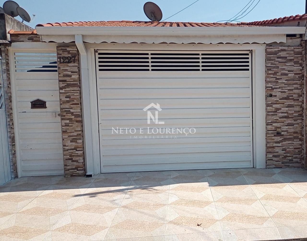 Casa à venda com 2 quartos, 143m² - Foto 1