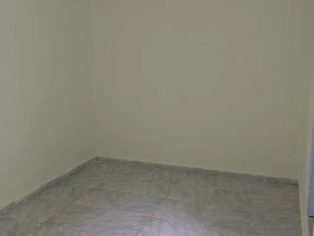 Casa com 28m² 1 quarto e 1 banheiro, para alugar, no bairro Jardim Neide em São Paulo