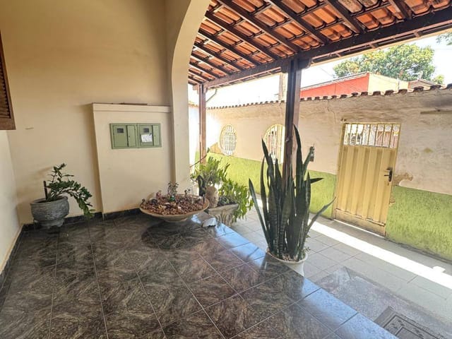 Casa 3 quartos e 1 banheiro, à venda, no bairro Tupi B em Belo Horizonte