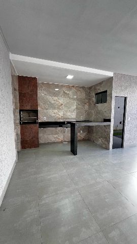 Casa com 180m² 3 quartos e 5 banheiros, à venda, no bairro Jardim Nova Era em Aparecida de Goiânia