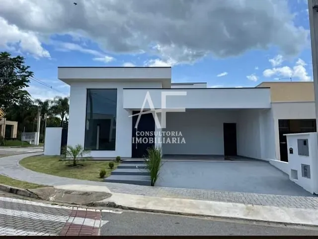 Casa com 300m² 3 quartos e 5 banheiros, à venda, no bairro Jardim Santa Teresa em Taubaté