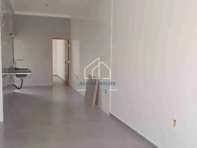 Casa 3 quartos e 1 banheiro, à venda, no bairro Loteamento Residencial e Comercial Araguaia em Pindamonhangaba