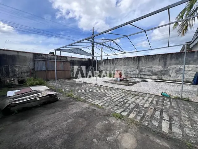 Casa com 250m² 3 quartos e 2 banheiros, à venda, no bairro Dom Bosco em Itajaí