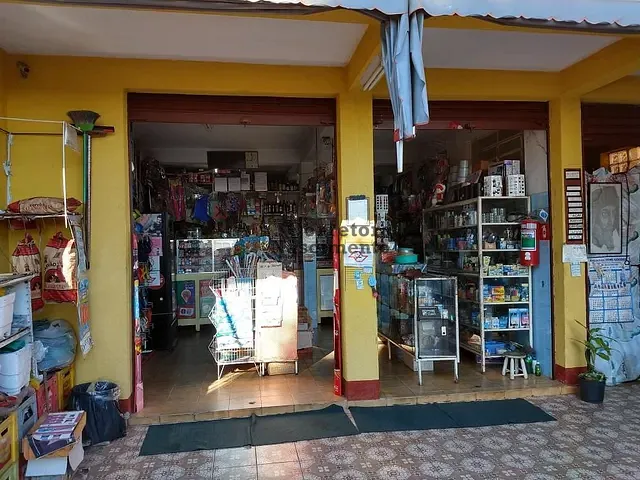 Casa com 350m² 2 quartos e 4 banheiros, à venda, no bairro Parque Santo Antonio em Jacareí