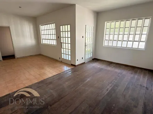Casa com 315m² 3 quartos e 3 banheiros, à venda, no bairro Cariru em Ipatinga