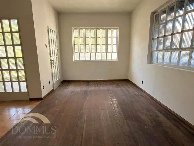 Casa com 315m² 3 quartos e 3 banheiros, à venda, no bairro Cariru em Ipatinga