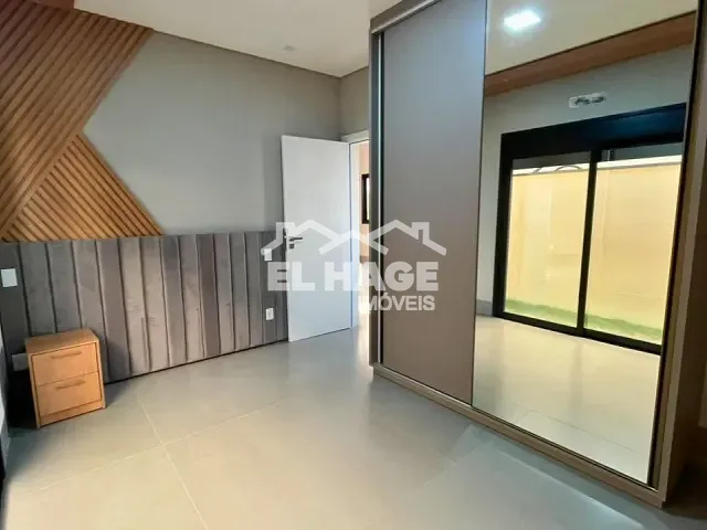 Casa com 250m² 3 quartos e 4 banheiros, à venda, no bairro Loteamento Salvador Costa Marques em Cuiabá