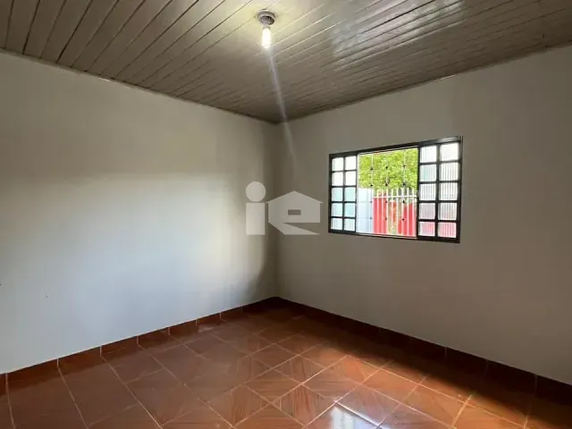 Casa com 160m² 3 quartos e 1 banheiro, à venda, no bairro Jardim Monte Carlo em Rolândia