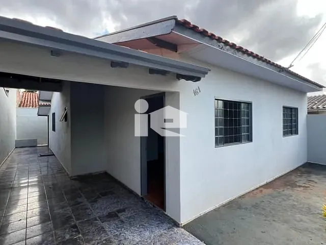 Casa com 160m² 3 quartos e 1 banheiro, à venda, no bairro Jardim Monte Carlo em Rolândia