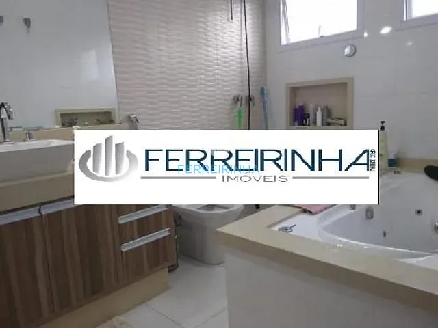 Casa com 250m² 4 quartos e 2 banheiros, para alugar, no bairro Urbanova em São José dos Campos