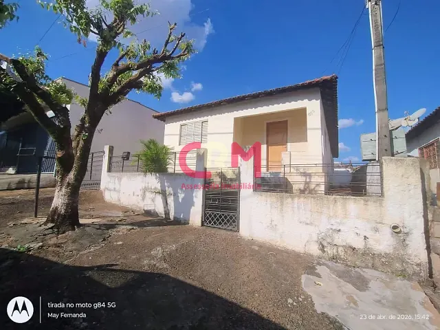 Casa com 250m² 2 quartos e 1 banheiro, à venda, no bairro Vila Di Santi em Taquaritinga