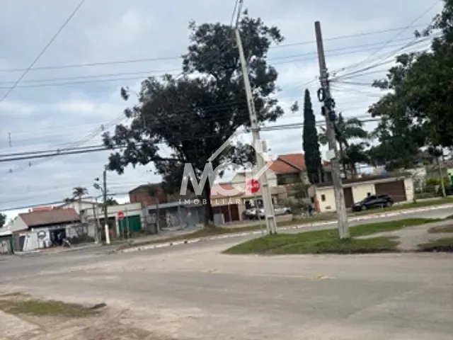 Casa 3 quartos e 2 banheiros, à venda, no bairro Areal em Pelotas