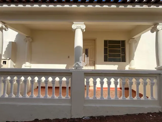 Casa 6 quartos e 1 banheiro, para alugar, no bairro Centro em Pederneiras