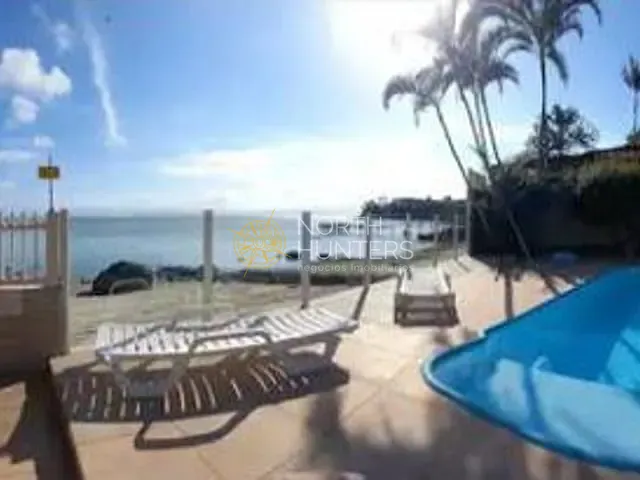 Casa com 778m² 6 quartos e 7 banheiros, à venda, no bairro Sambaqui em Florianópolis