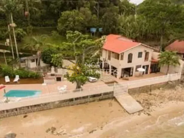 Casa com 778m² 6 quartos e 7 banheiros, à venda, no bairro Sambaqui em Florianópolis