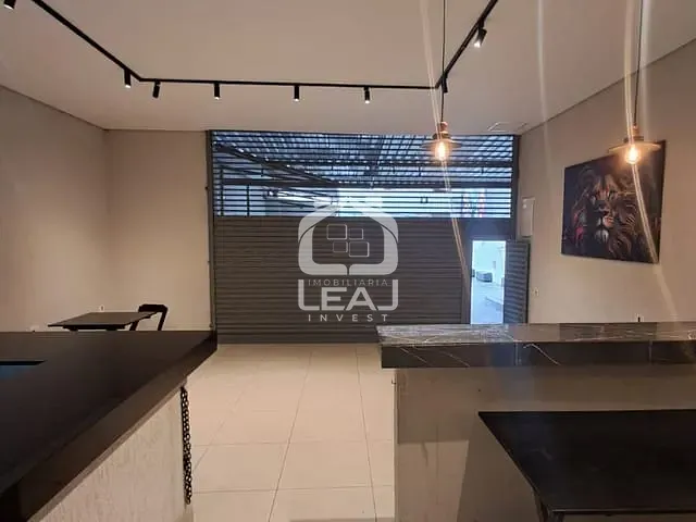 Casa com 400m², para alugar, no bairro Jardim São Francisco de Assis em São Paulo