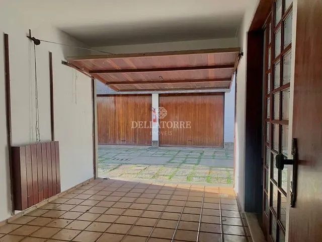 Casa com 124m² 3 quartos e 4 banheiros, à venda, no bairro Alto em Teresópolis