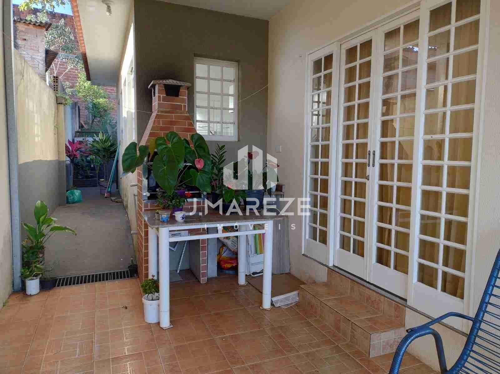 Casa à venda com 3 quartos, 90m² - Foto 29
