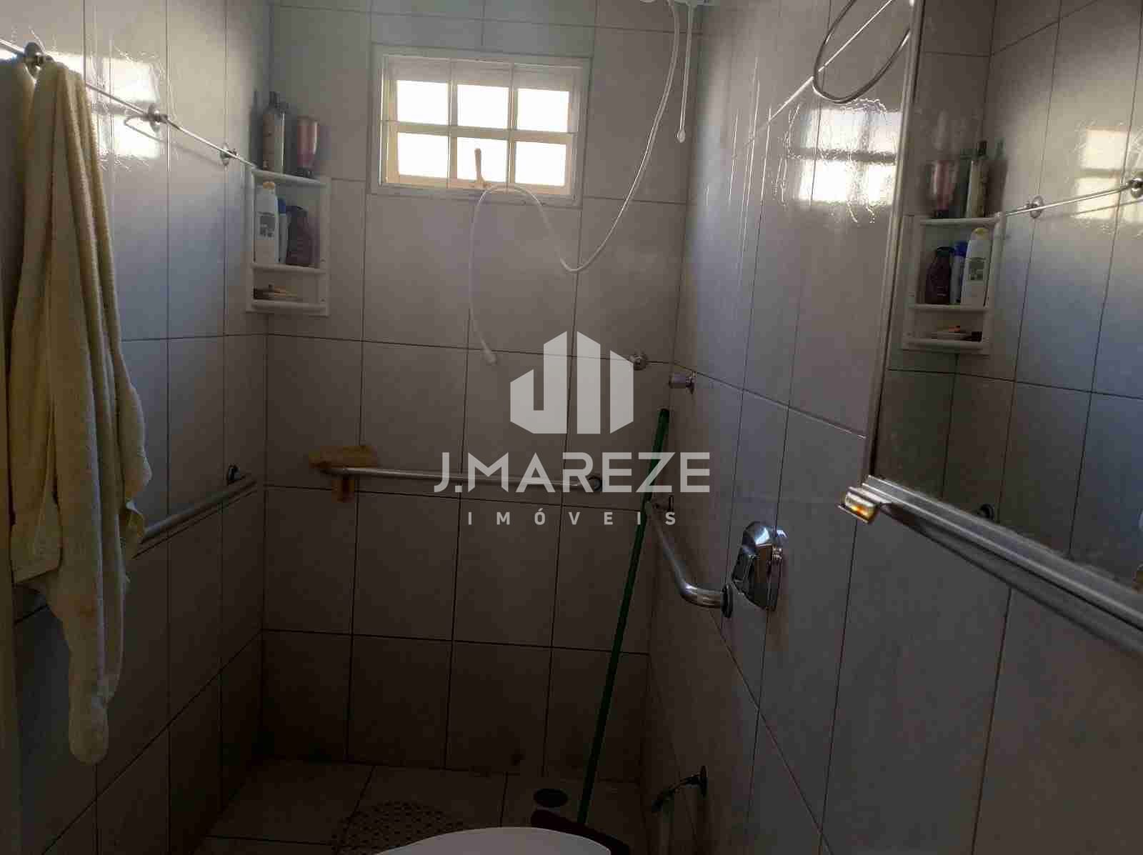 Casa à venda com 3 quartos, 90m² - Foto 18