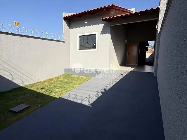 Casa com 180m² 3 quartos e 2 banheiros, à venda, no bairro Residencial Village Garavelo - 2ª Etapa em Aparecida de Goiânia