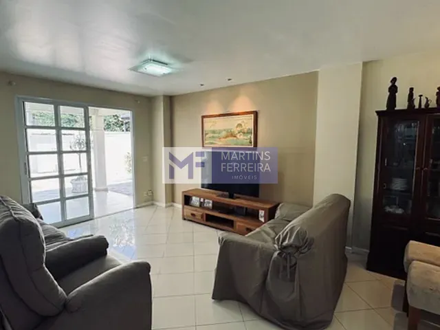 Casa com 350m² 4 quartos e 6 banheiros, à venda, no bairro Recreio dos Bandeirantes em Avenida das Américas
